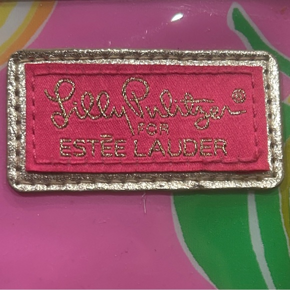 Lilly Pulitzer Plink and Yellow Lemon Print Women's Makeup Bag - Picture 3 of 6